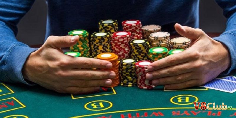 Luật chơi Baccarat Long Bảo là gì cho người mới